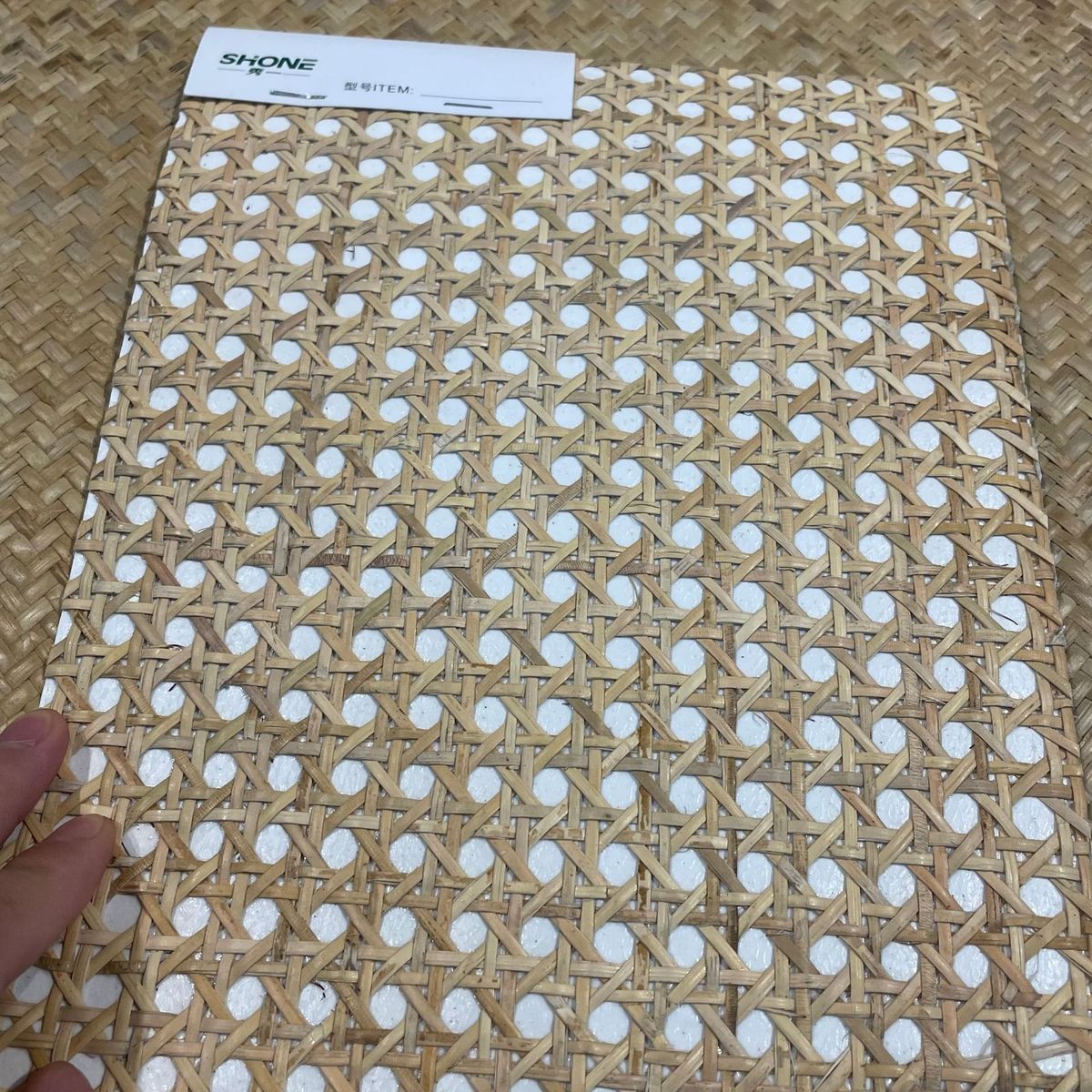 藤编墙纸酒店民宿自然纹理六笪藤孔手工壁纸印尼藤席镂空材料