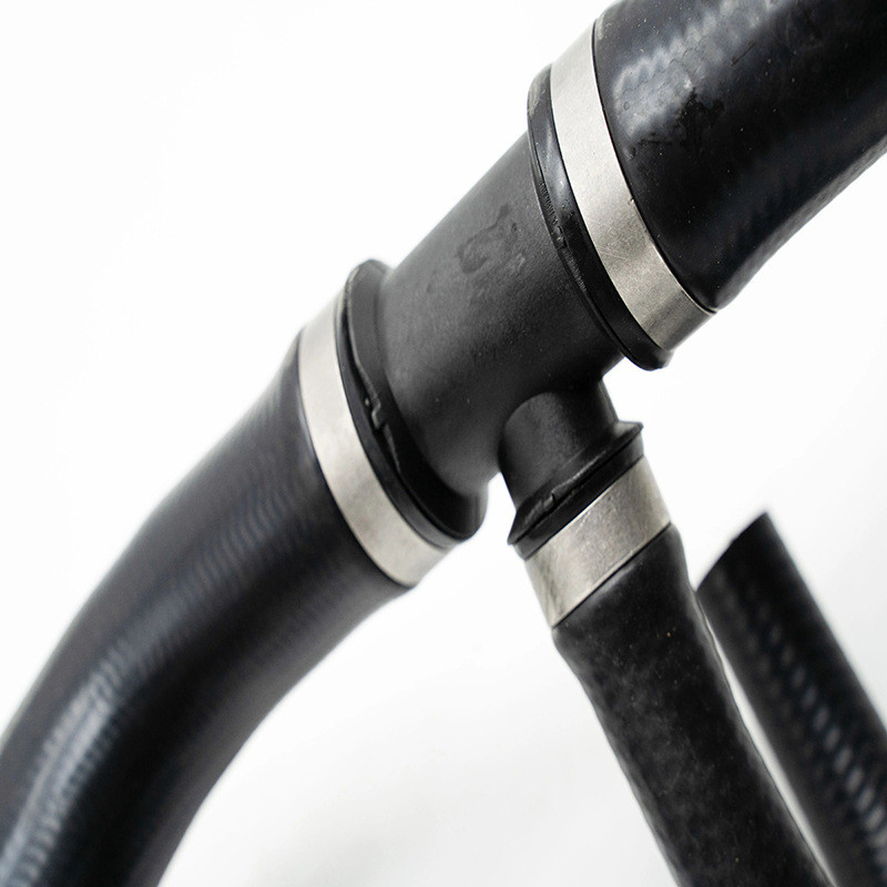 热销适用于沃尔沃s40c70c30xc90上水管水箱散热水管水箱下水管四