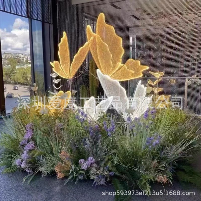 婚庆道具摆件蝴蝶翅膀挂件吊顶装饰婚礼舞台吊灯t台铁艺路引发光