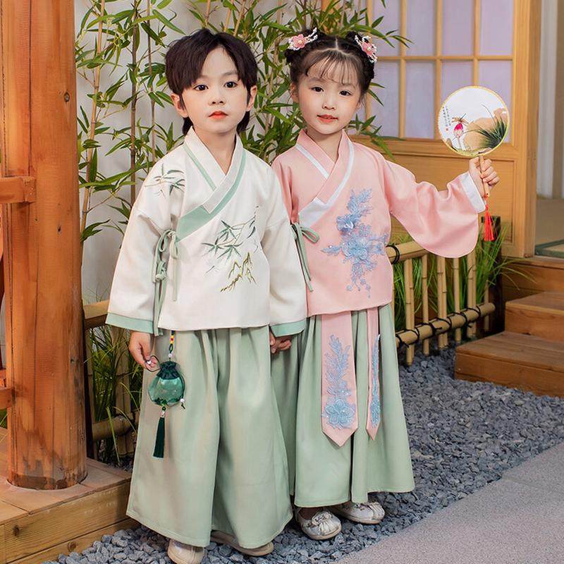幼儿园春秋新款国学中国风入园照服装男女小学生六一表演