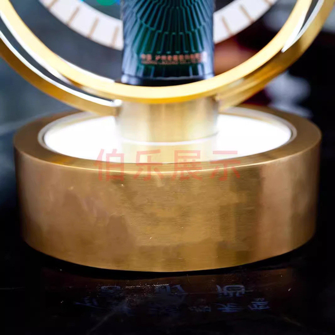 高端白酒用品酒具金属工艺发光酒吧酒架led洋酒陈列酒架发光酒座