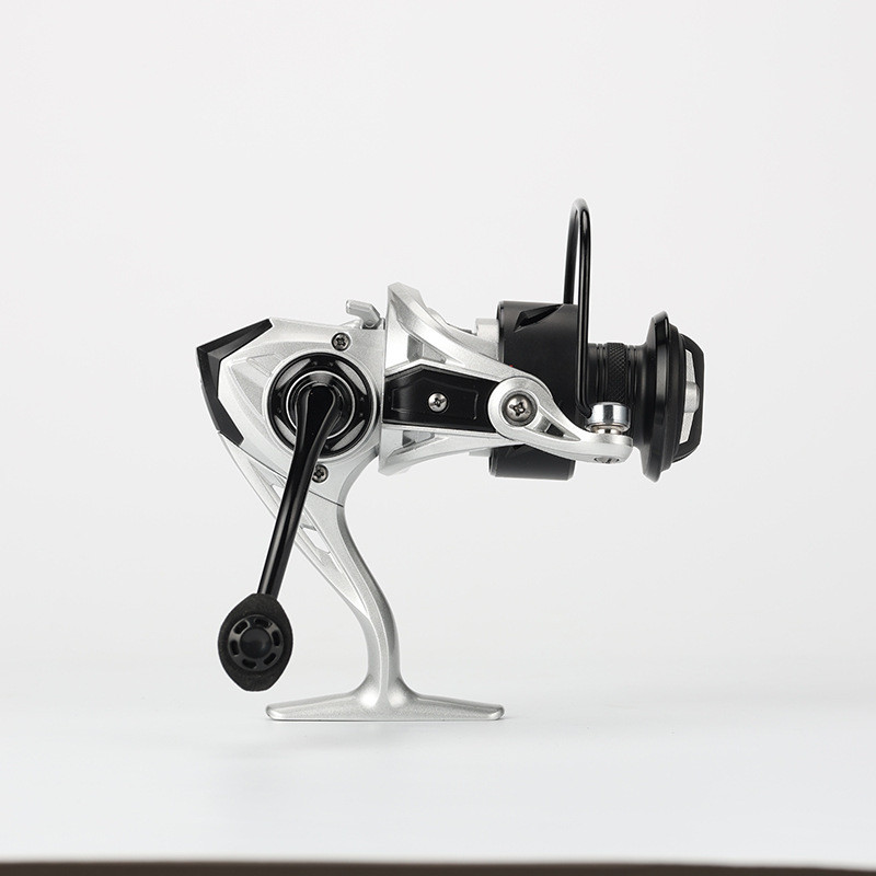 路亚批发纺车轮外贸渔线轮顺滑出线超远抛纺车式渔轮厂家直供