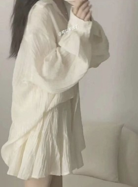 68小众高货男友肌理感米白白色套装气质长袖衬衫半裙甜美新款纯欲