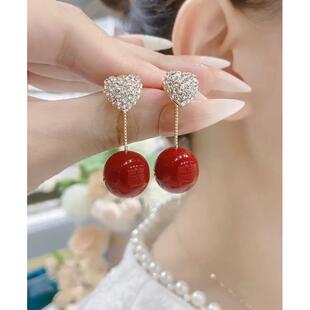红色珠珠爱心两戴耳环2025年新款潮珍珠吊坠高级感气质耳坠女