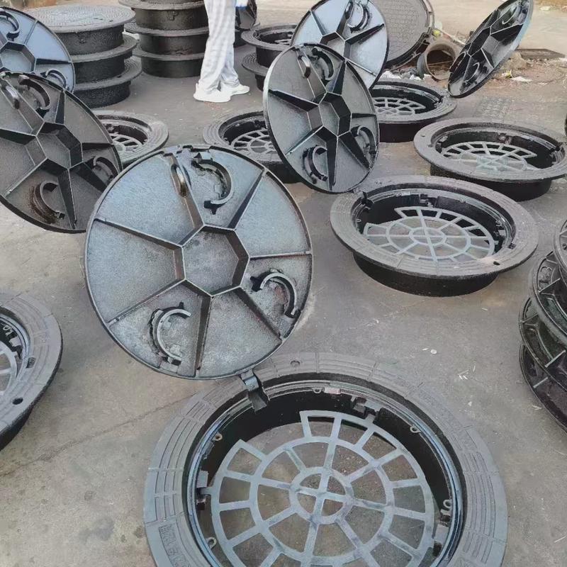 球墨铸铁防沉降重型可调试井盖防坠网重型五防井盖雨污防盗井盖