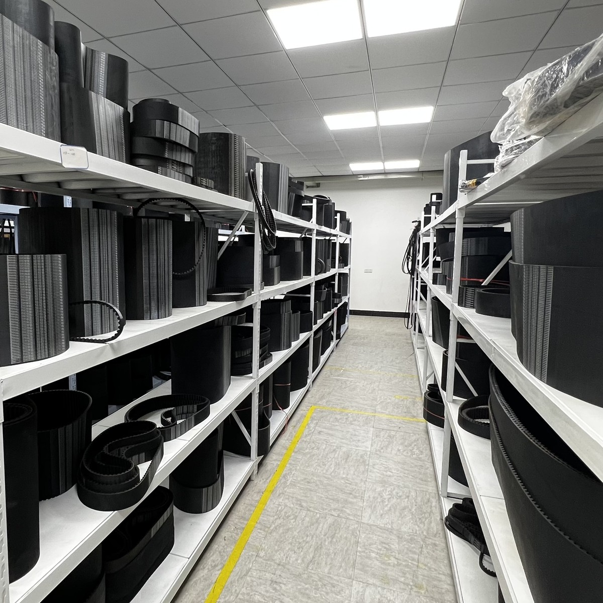 热销价厂直供聚氨酯pu同步带接驳无缝齿背加红胶40-htd8m-2000耐