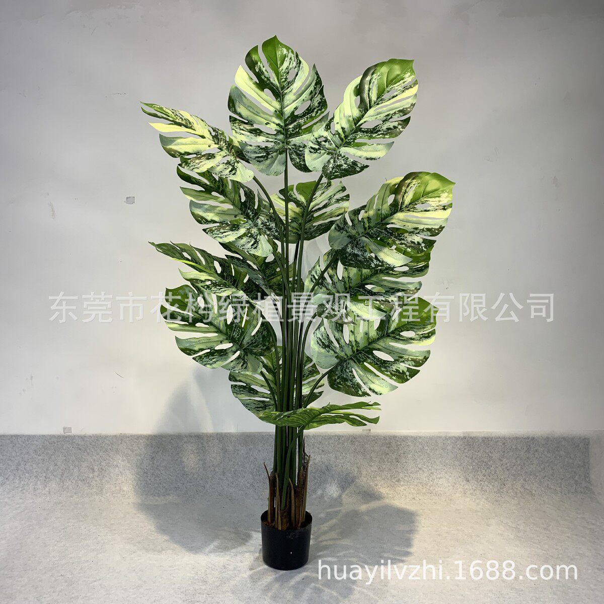 塑胶龟背叶仿真白化叶子植物盆栽大号绿植小号手感龟背叶仿真植物