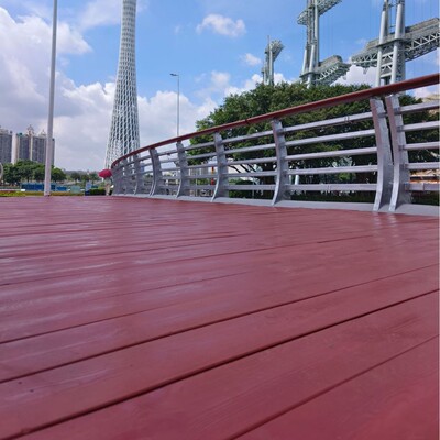 广州海心沙户外工程仿木地板免油漆室外防水防腐公园小区拼接栈道
