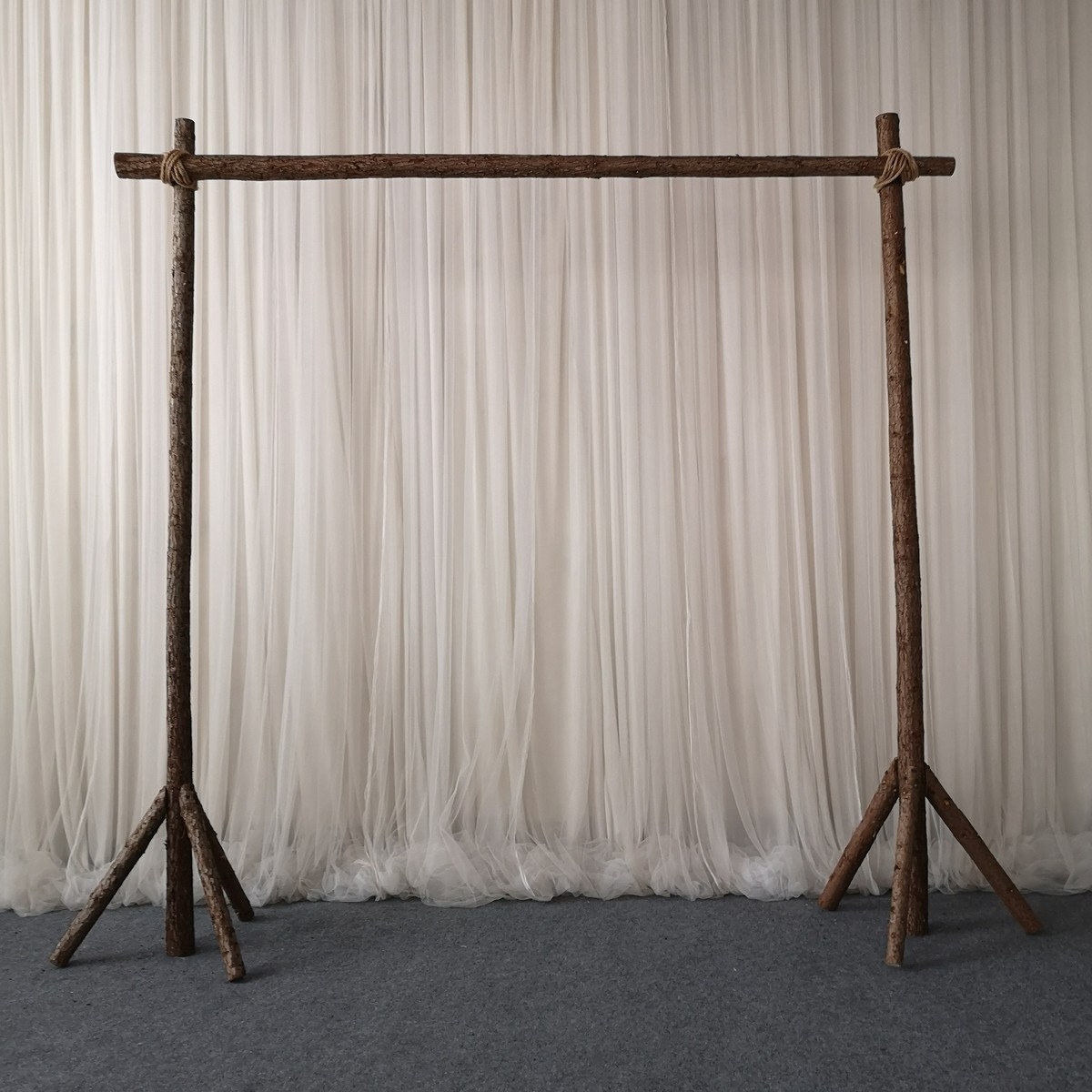 婚庆森系木桩门拱门草坪架子花婚礼木头户外门布置树桩背景摆件