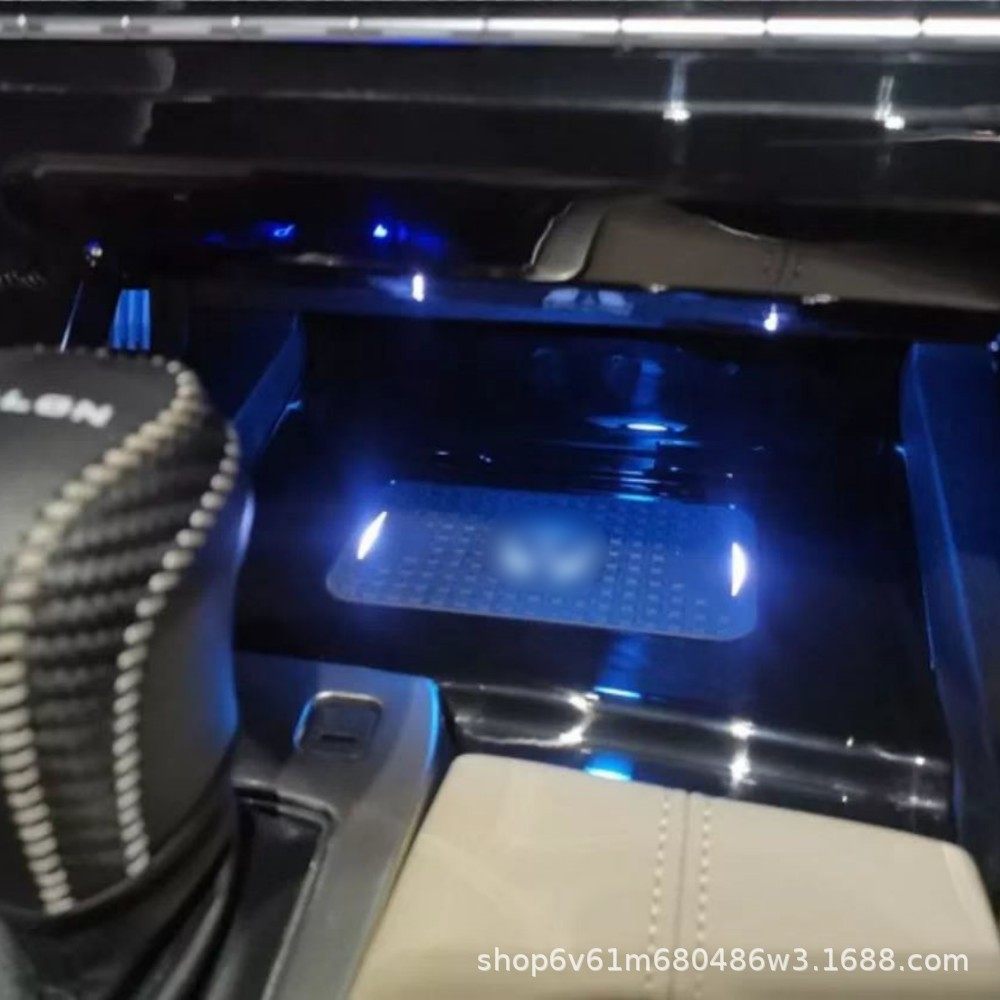 热销亚洲龙凯美瑞专车专用无损改装无线磁吸式低温防热汽车车载充电器