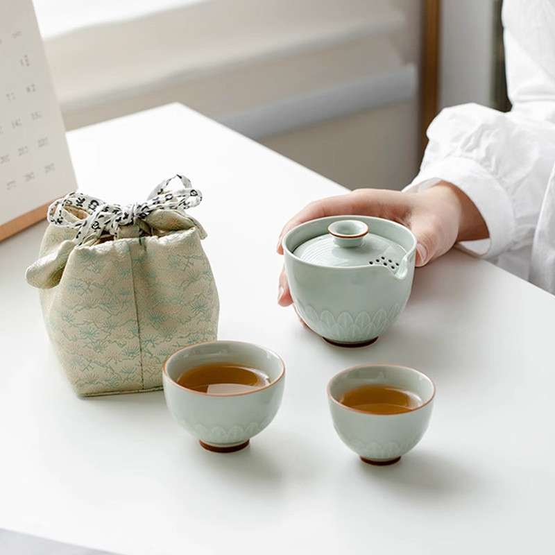 热销青瓷莲瓣户外快客杯旅行茶具套装便携式包一壶二杯单人功夫泡