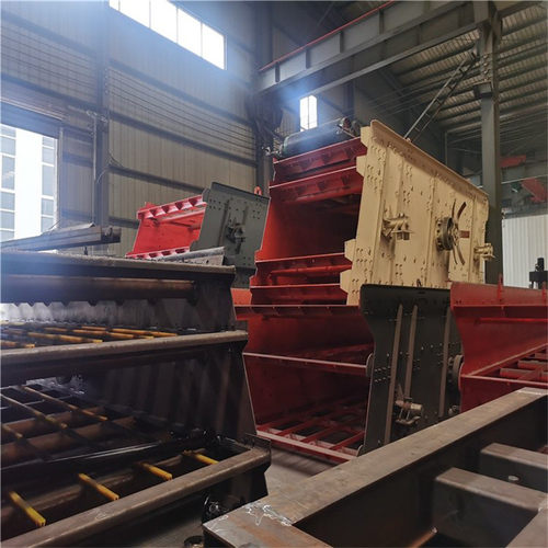 热销建筑石料震动筛商用工地石机震动沙石分离机移动式多层振动筛