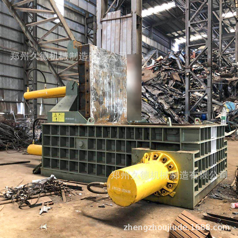 热销压块废品站钢铁下脚料压块机油漆罐金属桶适用于机塑钢压块机