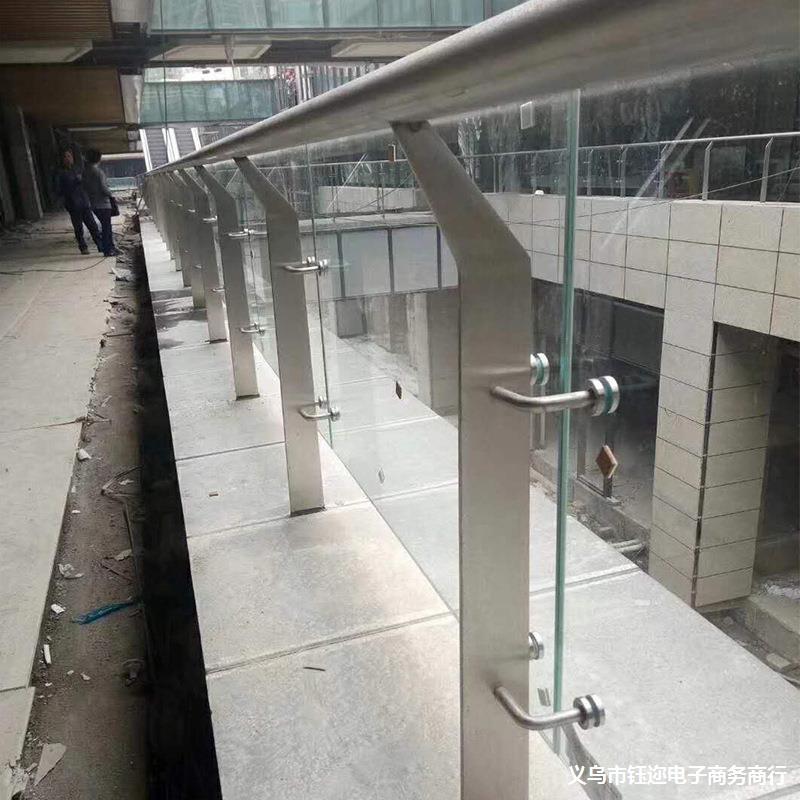 热销304不锈钢立柱楼梯栏杆不锈钢立柱扶手工程商场直线玻璃楼梯