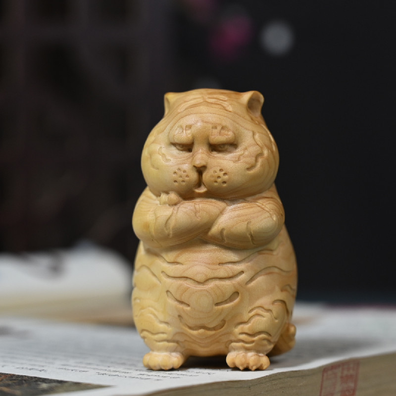 黄杨木生肖虎桌面小摆件动物木雕批发创意小物件文玩手把件工艺品