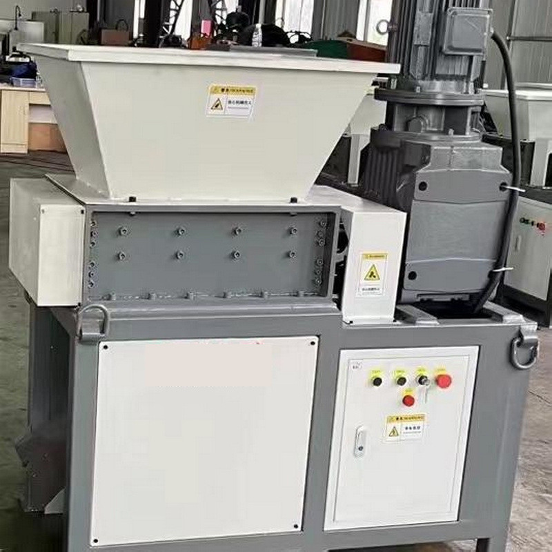 热销500小型撕碎机餐易拉罐垃圾处理木材塑料粉碎机厨轻薄金属撕