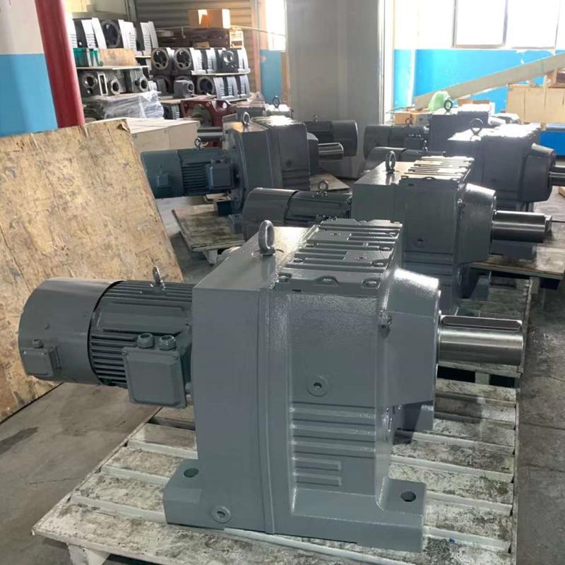 热销rf47-y100b5-8.01-m4直角减速机kl87b精密减速机