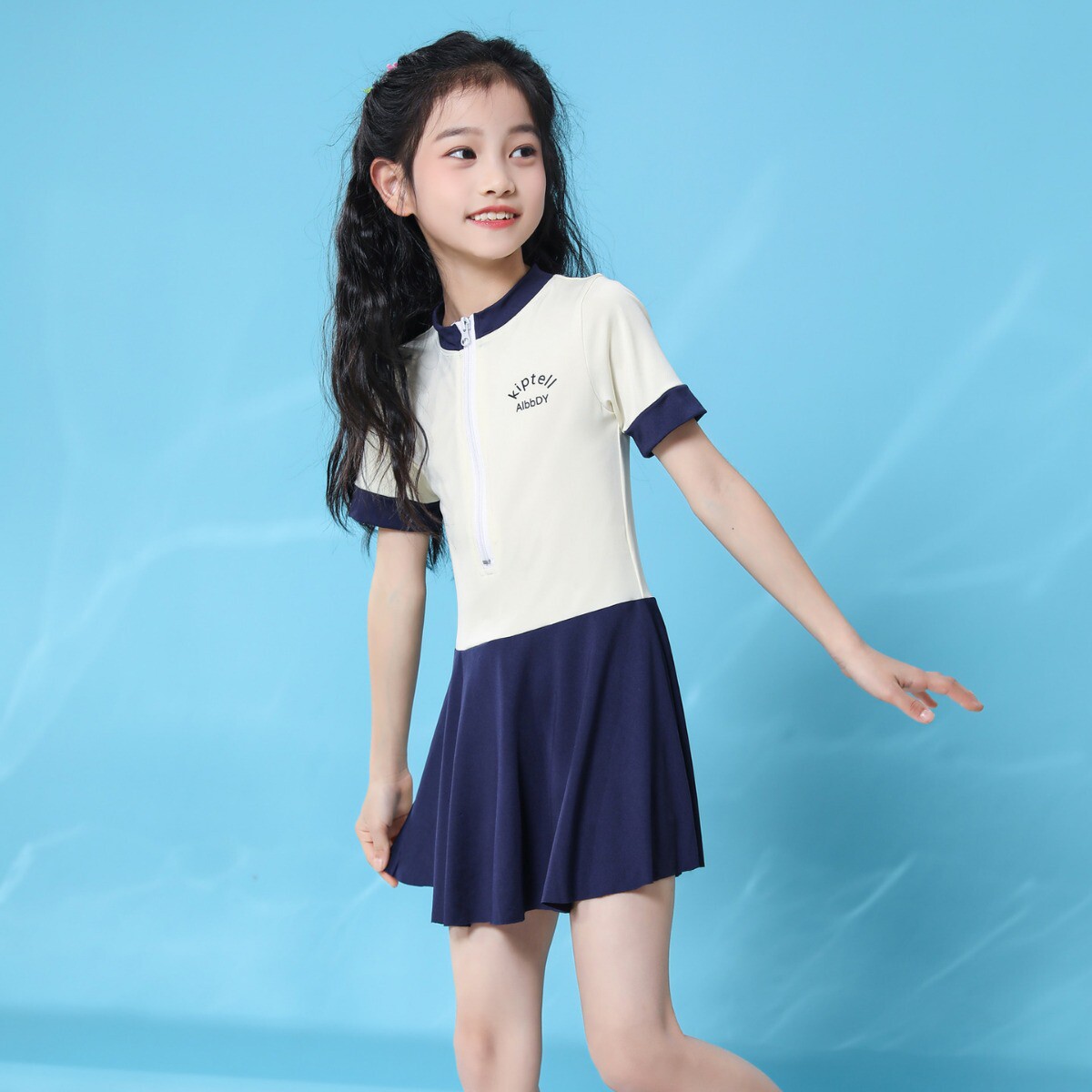 女童连体泳衣初中生学院风速干游泳衣女孩韩版温泉保守连体裙泳装