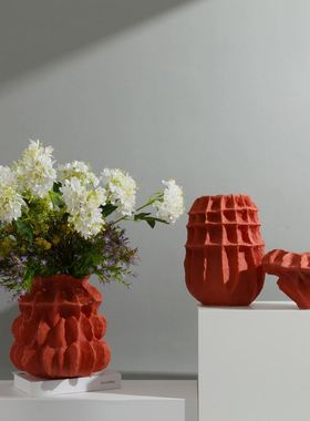 陶瓷创意艺术花瓶手工花器不规则样板间插花装饰摆件带盖外贸批发