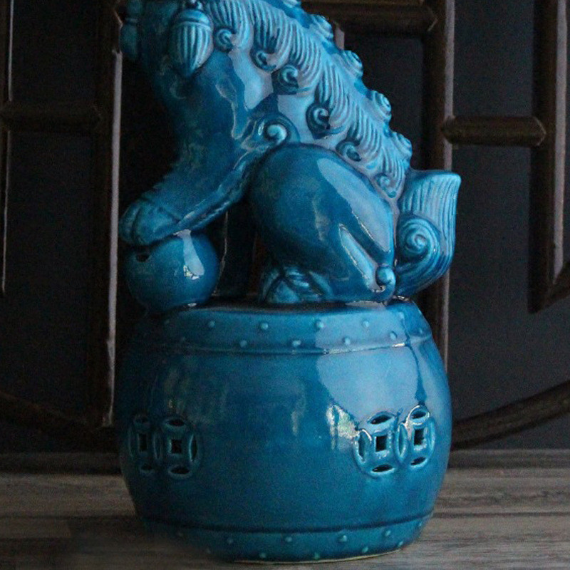 热销陶瓷蓝色陶瓷狮子摆件工艺品式家居摆设饰软装瓷狮子一对