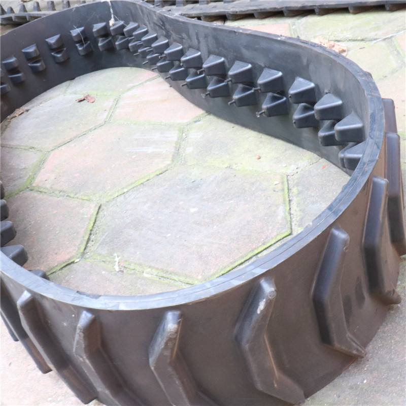 120×50×56个节配套驱动轮8履带