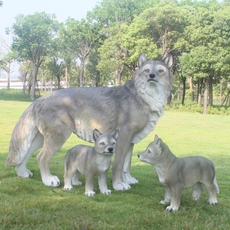 热销户外仿真模型动物玻璃钢雕塑公园林景区草坪动物园装饰狼落地