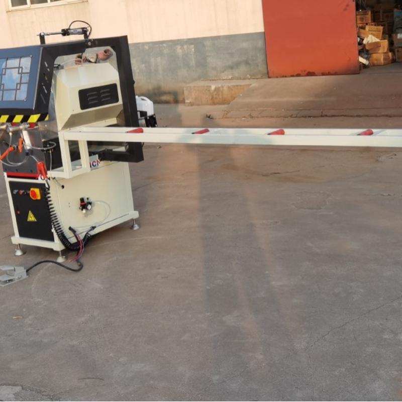 热销厂家供应铝门窗切割锯铝型材数显单头切割锯450单头锯