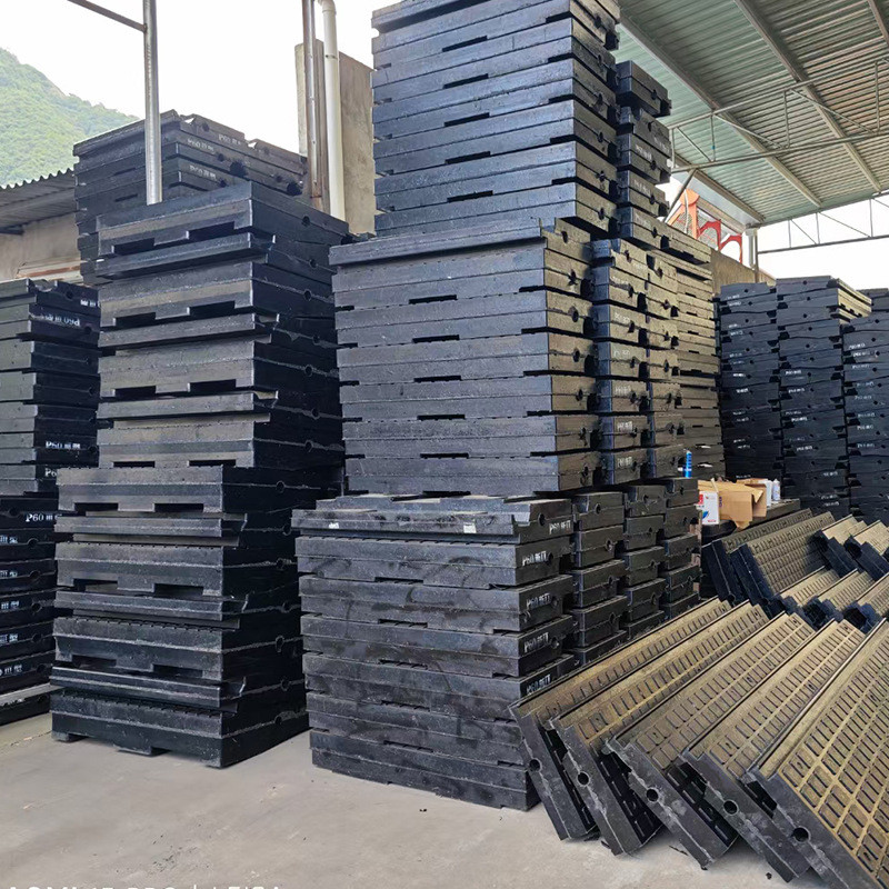 热销道口过道橡胶道口板p50铁路橡胶车站板铁路轨道橡胶铺面板安