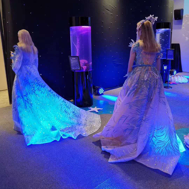 亚克力圆柱水母缸做展览厂家水母鱼缸直径50cm60cm用可定做加工