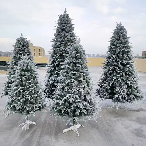 热销少雪圣诞树pe混pvc仿真大型pe植绒微雪圣诞树雪圣诞树现货自