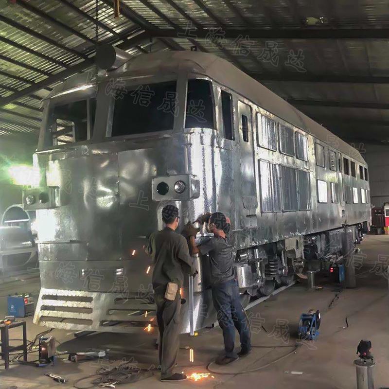 热销户外1:1仿真绿皮复古火车模型列车公园网红复古风拍照元素道