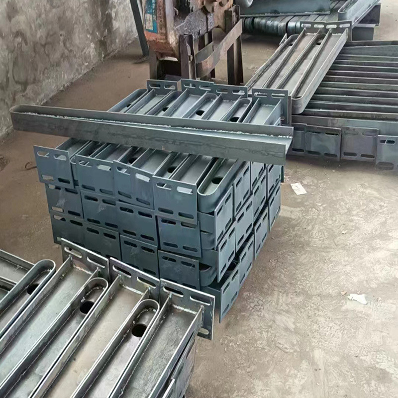 雨棚牛腿厂家加工t型h型雨棚牛腿工字钢悬挑梁玻璃雨棚钢梁支架