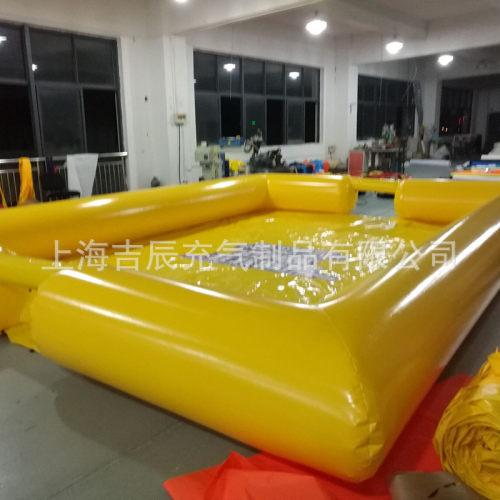 气模趣味运动会道具充气球场户外运动拓展器材趣味球场厂家直销