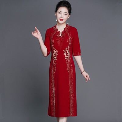 喜婆婆婚宴装年轻新款钉珠时尚旗袍妈妈结婚礼服优雅气质连衣裙