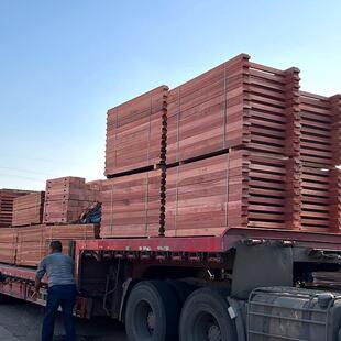 巴劳木阿摩栋梢木防腐劳巴实木板材家装户外地板料雕刻木料