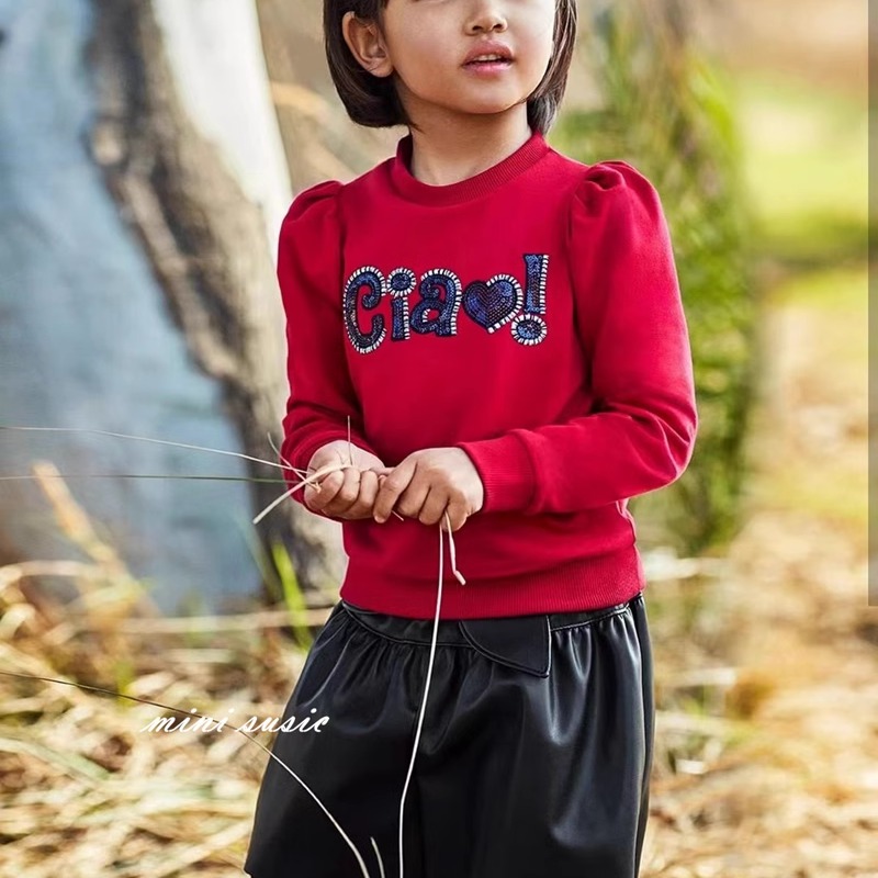 西班牙女童烫钻泡泡袖套头卫衣