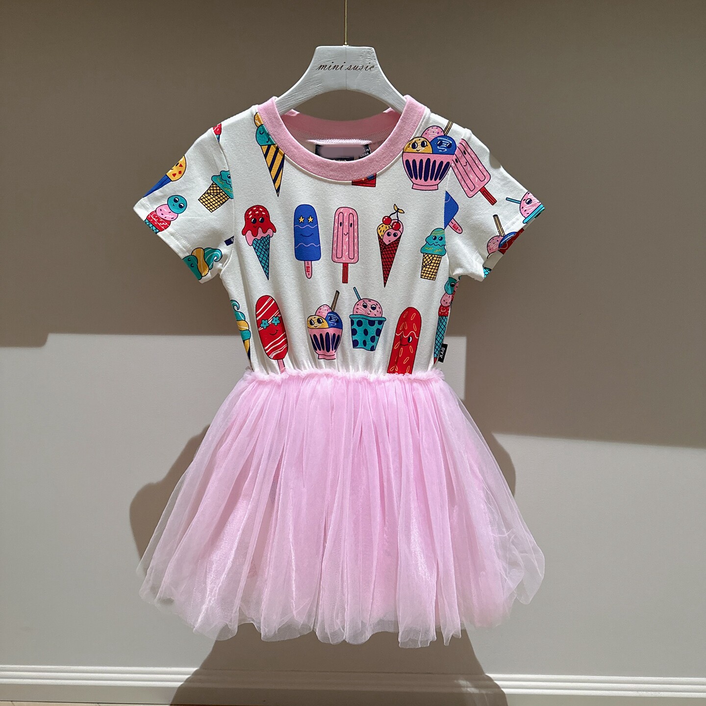 5-10澳潮童女童满印雪糕拼网纱短袖连衣裙