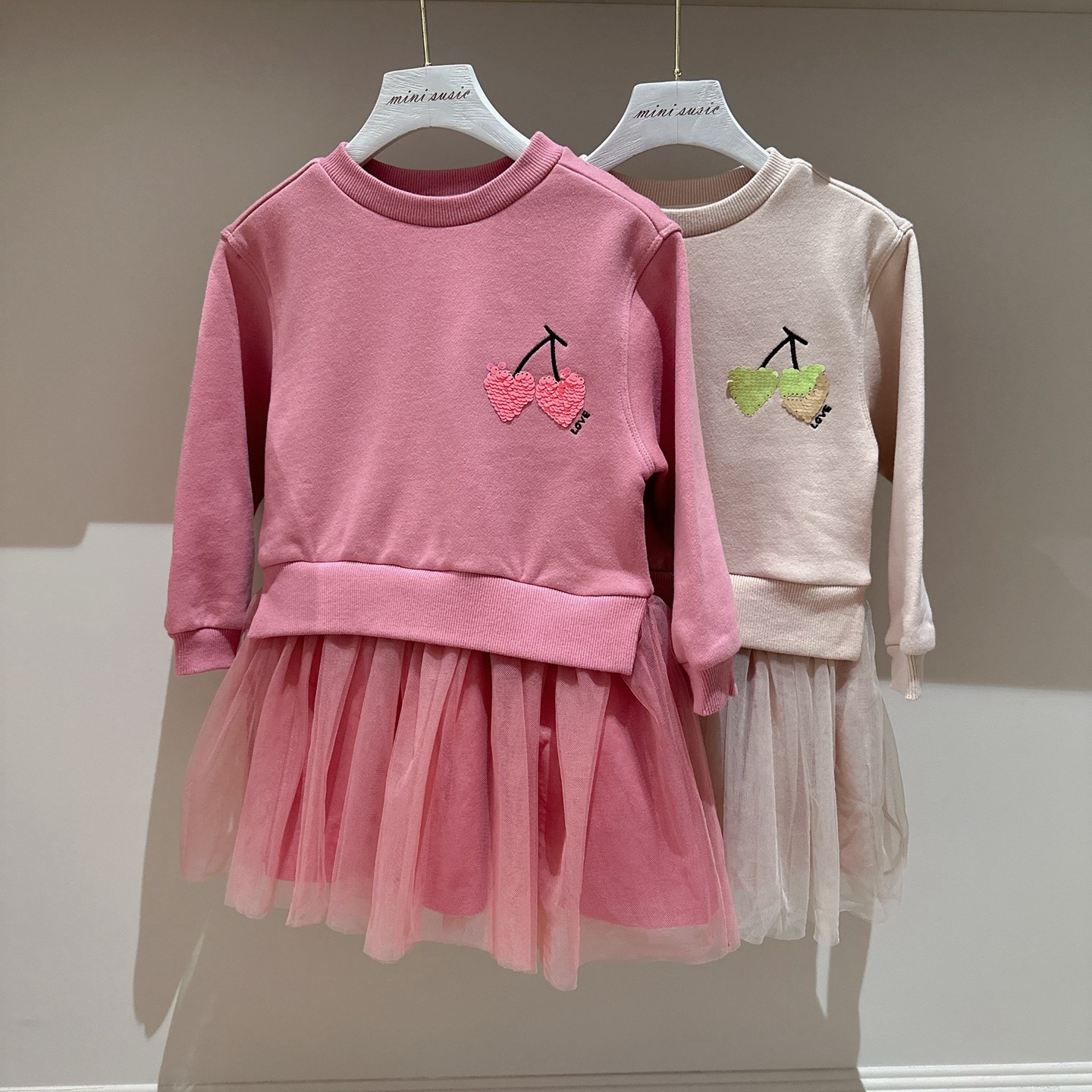 包邮100-150韩国童装女童亮片樱桃抓绒拼网纱连衣裙 卫衣裙,童装/婴儿装/亲子装,连衣裙,淘宝优惠券,粉丝福利购,淘宝优惠卷