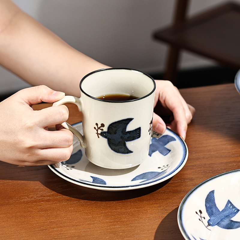 美浓烧kukka盘子复古印花马克杯