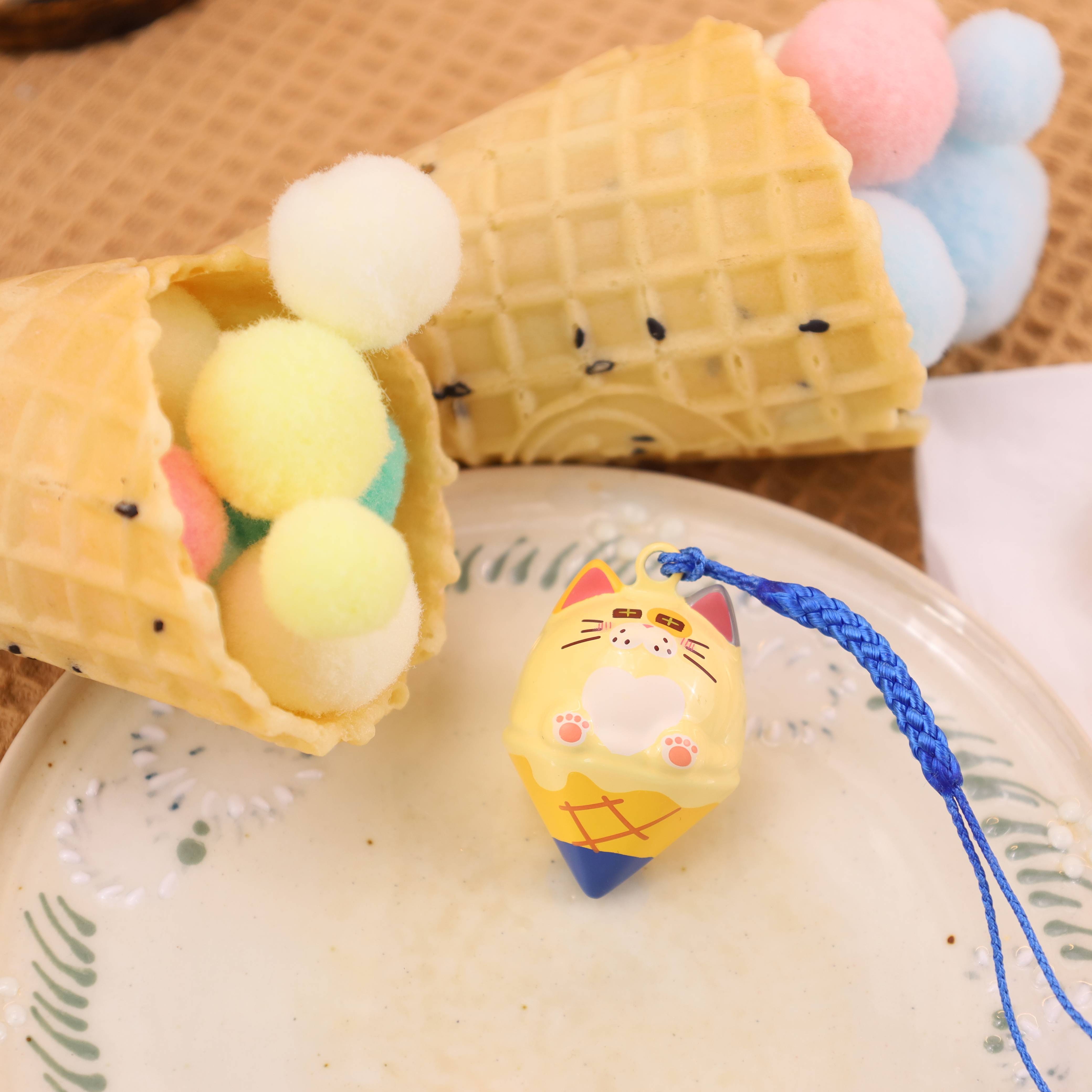 原创筒筒溢满水音铃可爱卡通挂件