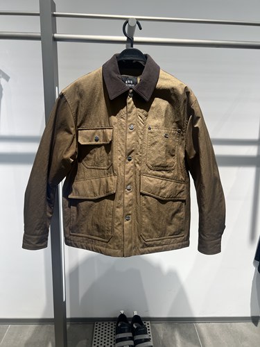 B2ACF4298 太平鸟男装2025冬季新款百搭宽松休闲翻领羽绒服外套潮