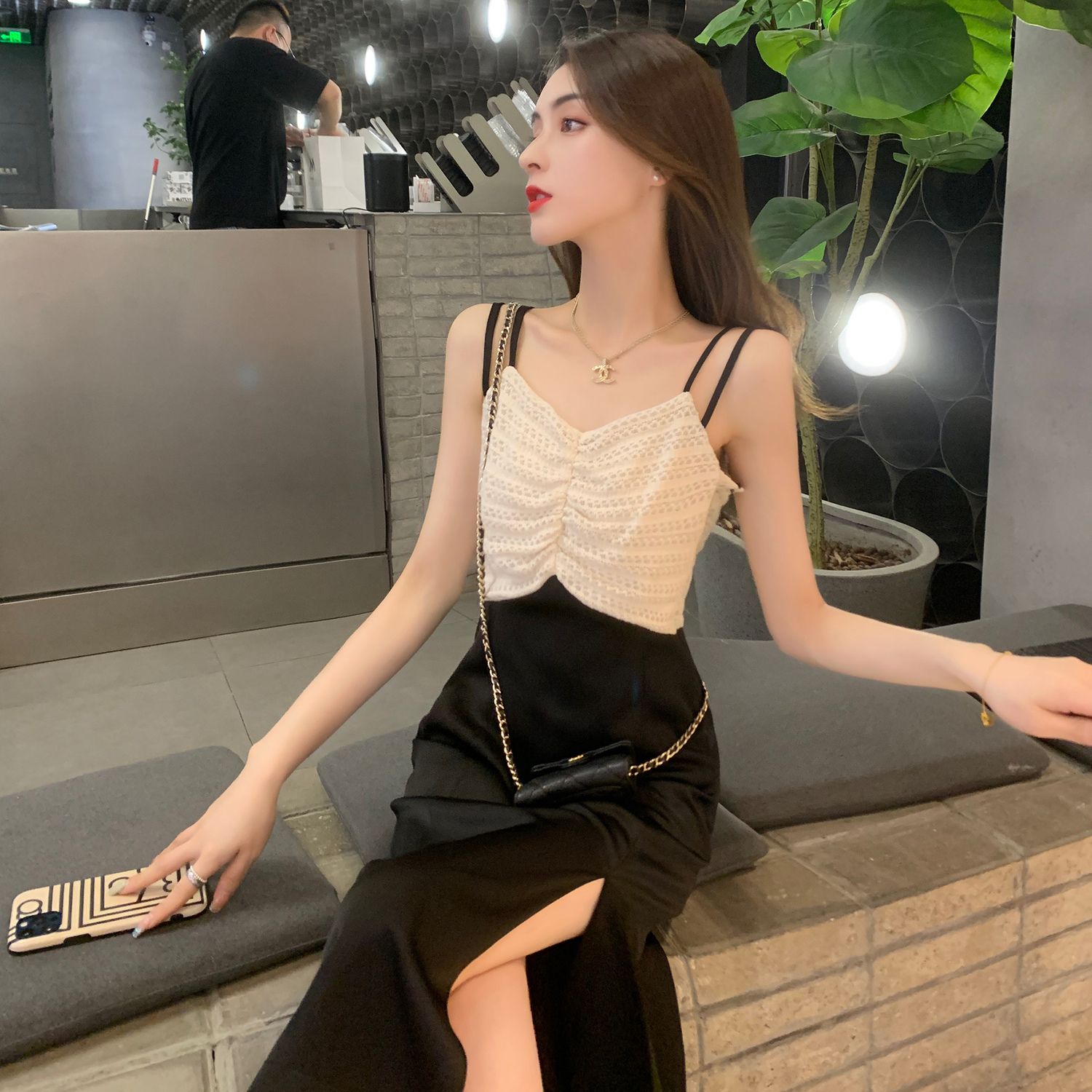 法式吊带裙显瘦遮肚子高级感裙子