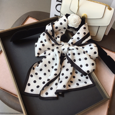 秋季百搭风白色波点装饰长条丝巾