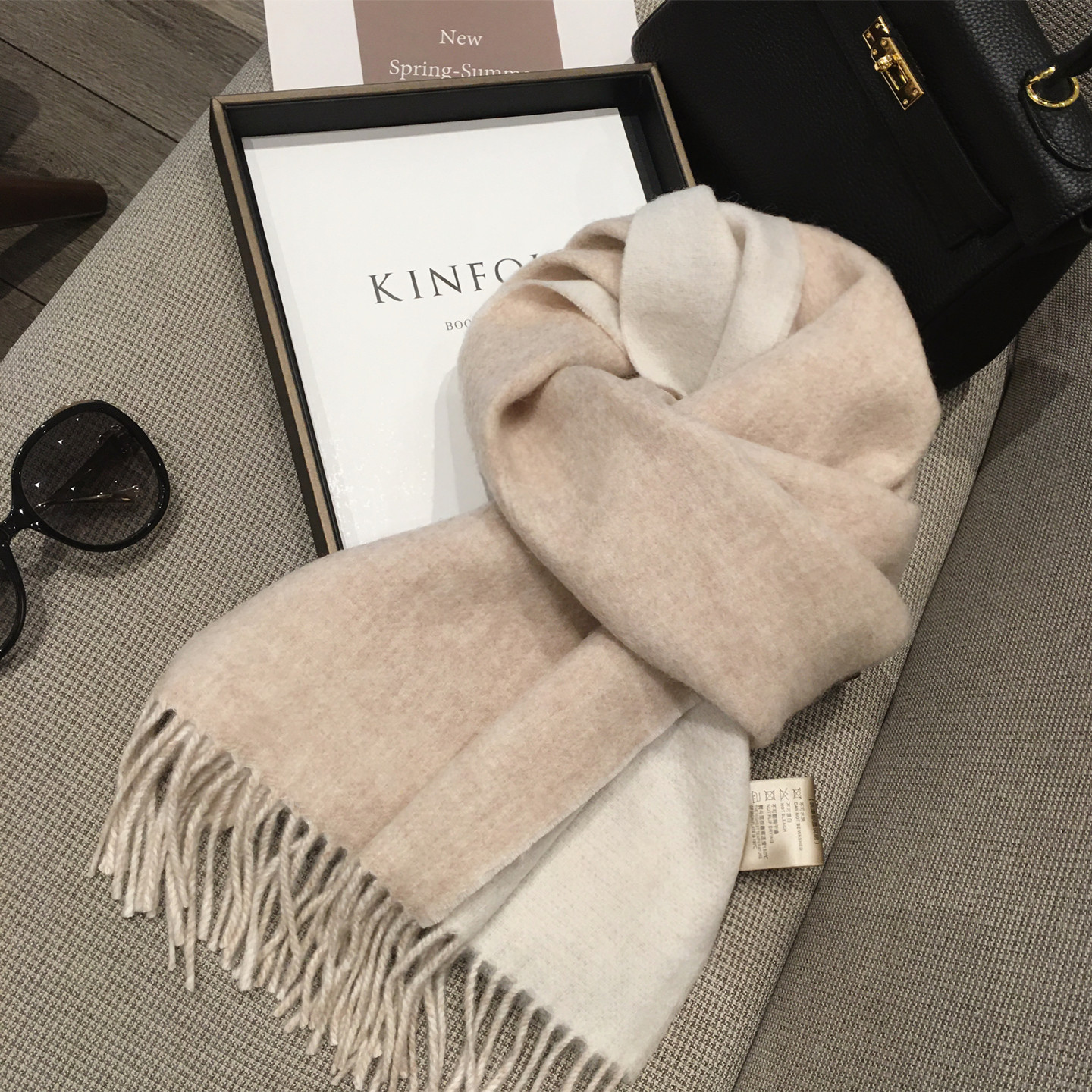 精选澳洲WOOL100%羊毛围巾女双面拼色流苏披肩两用秋冬季保暖围脖