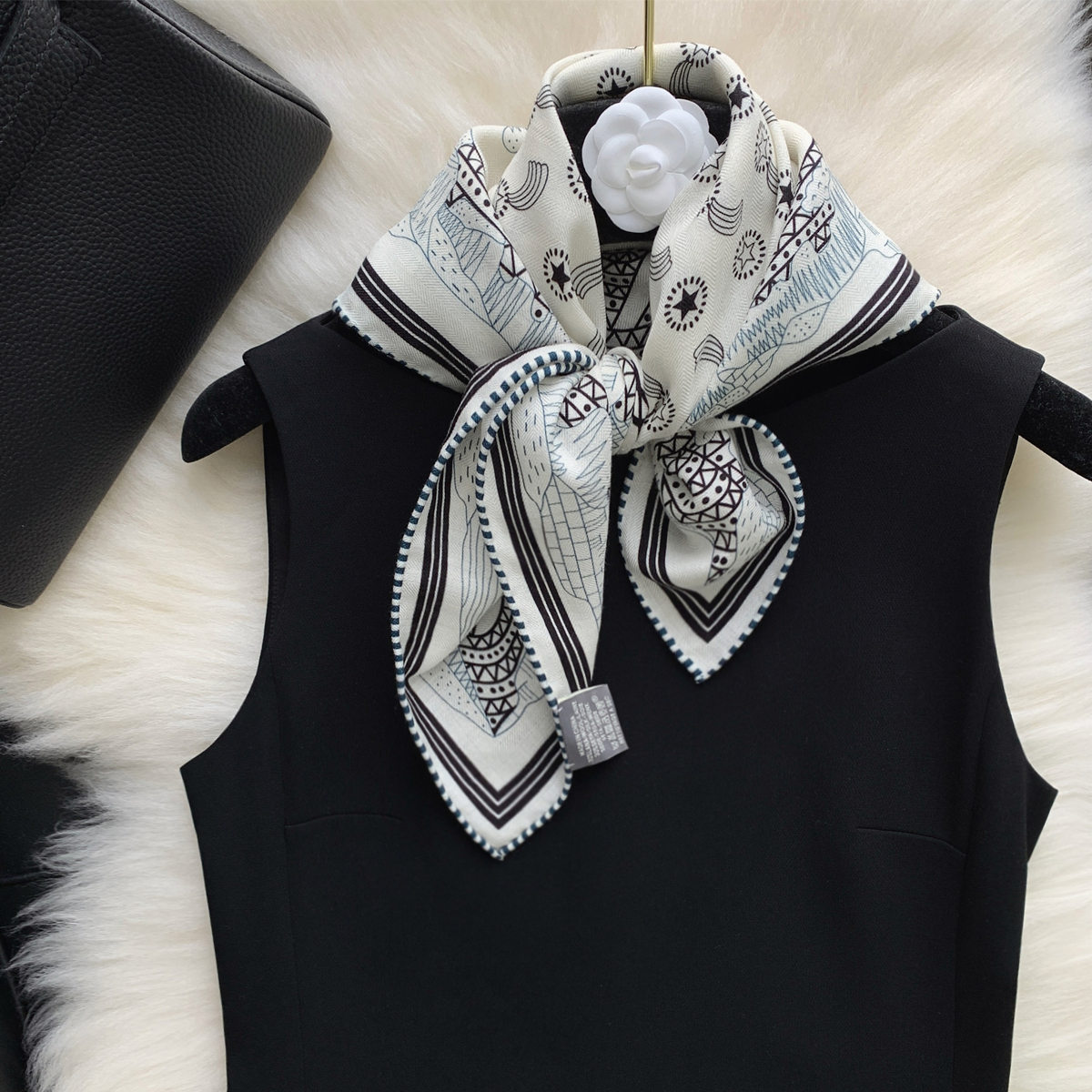 星空古城百搭方巾真丝羊毛丝巾轻奢老钱风双面丝毛围巾女秋冬披肩