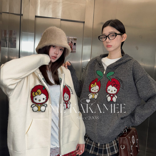 ME KAKAMEE-26秋冬上新秋冬新品慵懒樱桃KT提花连帽开衫毛衣A3716