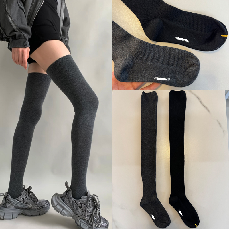 贵价5k的喵小姐 过膝高筒35%羊绒袜 竖条针织女袜秋冬棉袜