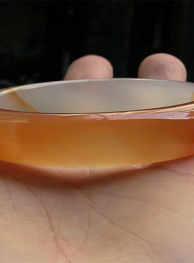 天然巴西玛瑙手镯半边红玉髓