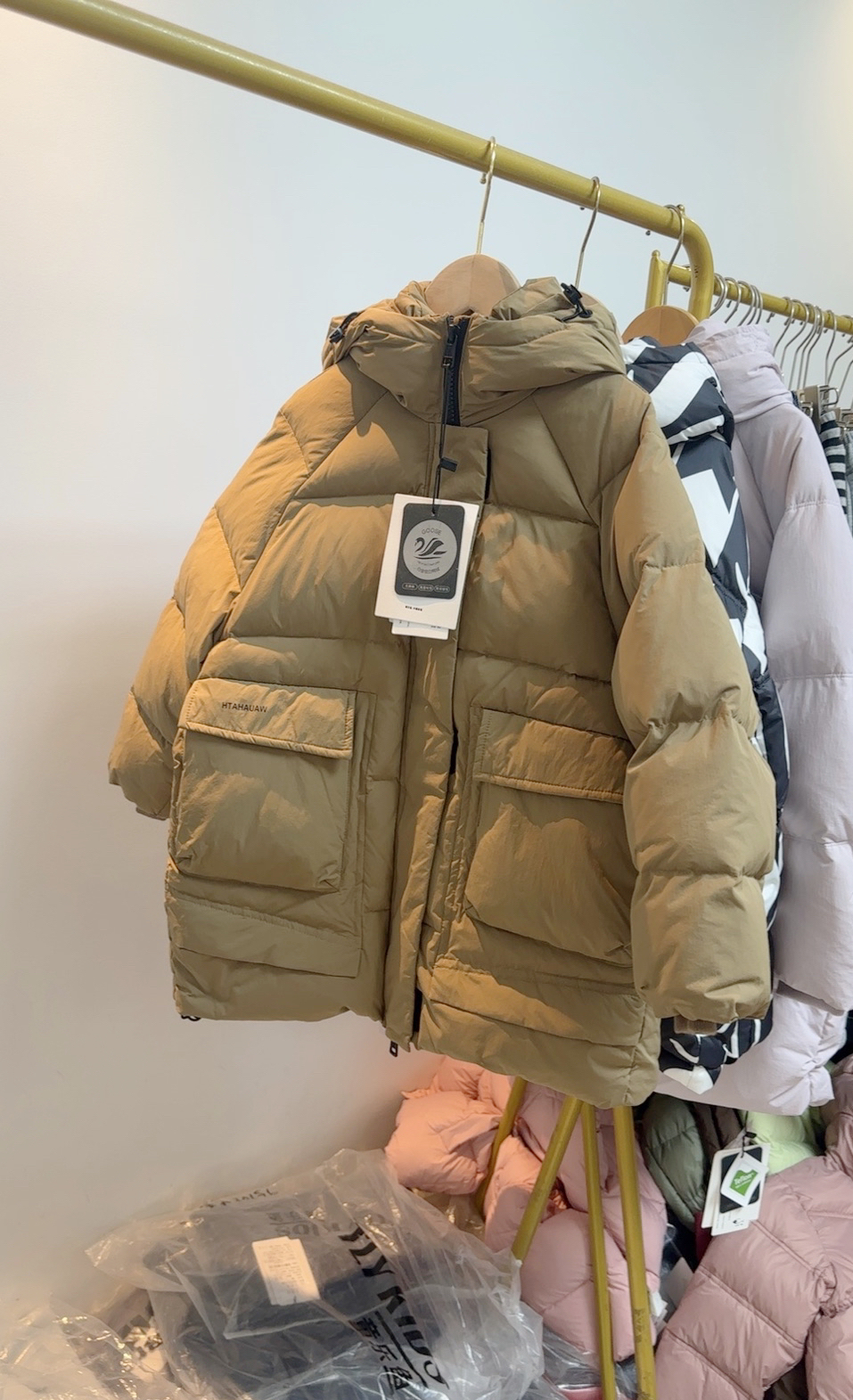 童乐鱼2024冬季新款儿童中长款羽绒服男女童洋气保暖外套潮1501