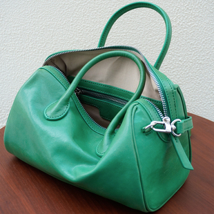 藤也家春夏新款 女包手提通勤包枕头包 绿色头层真牛皮保龄球包韩版